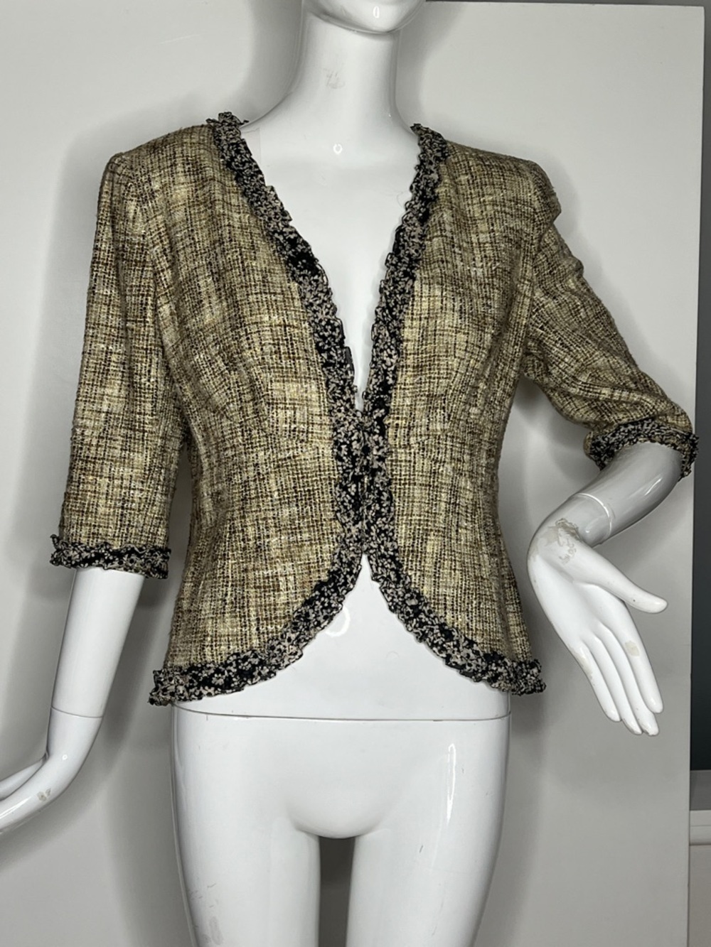 Chanel Sz 42 Tweed Boucle 3/4 Sleeve Front Hook 2003 Cotton Blend Blazer Jacket